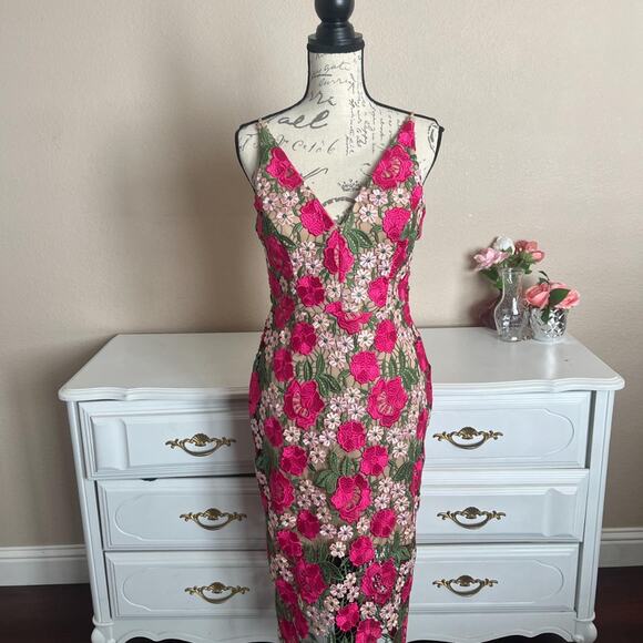 Floral midi dress - Picture 2 of 6